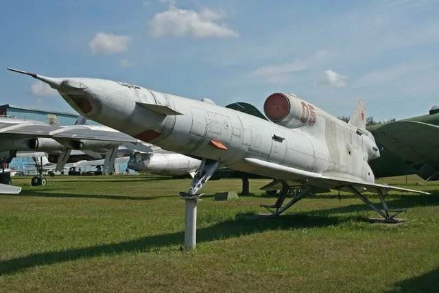 Tupolev Tu-141 Strizh, Reusable operational-tactical reconnaissance UAV, Aircraft & UAVs - view 2
