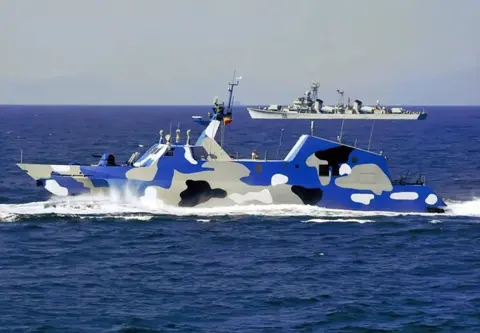 Type 022 / Houbei-class missile boat, Chinese People's Liberation Army Navy catamaran missile boat class, Naval Systems