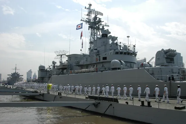 Type 053H3 / Jiangwei II-class frigate, Chinese People's Liberation Army Navy frigate class, Naval Systems - view 2
