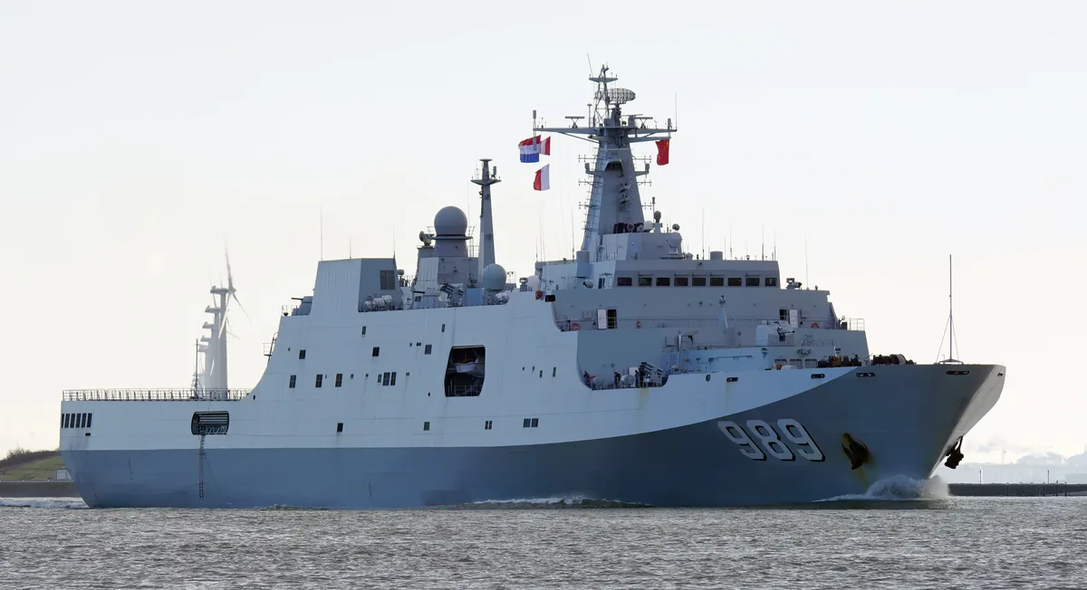 Type 071 / Yuzhao-class amphibious transport dock, Chinese People's Liberation Army Navy amphibious transport dock class, Naval Systems