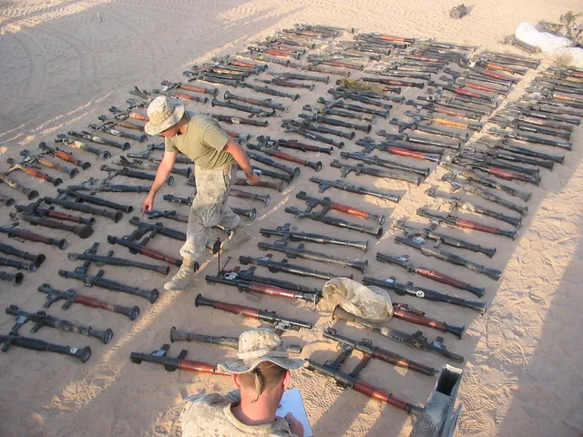 Type 69 RPG Launcher, Reusable shoulder-fired rocket-propelled grenade launcher, Infantry Weapons - view 3