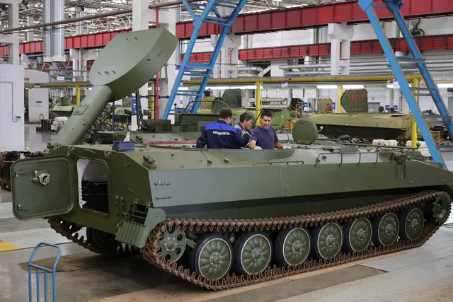 UR-77 Meteorit, Tracked mine-clearing line-charge vehicle, Support Equipment - view 1