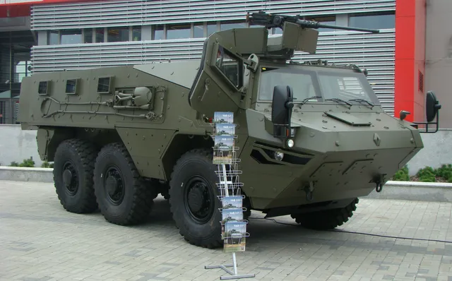 VAB, 4x4 wheeled armored personnel carrier, Armored Vehicles - view 2
