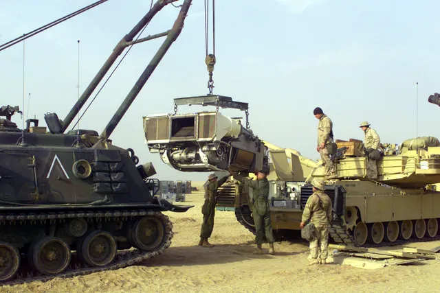 Vehicle engine, Military vehicle powerplant component, Support Equipment - view 2
