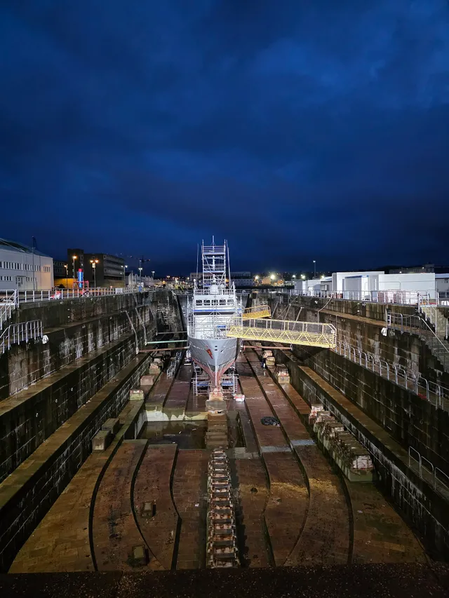 Vulcain class, Clearance-diver support vessel (BBPD), Naval Systems - view 1