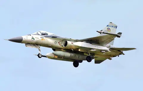 Wan Chien air-launched cruise missile, Air-launched subsonic cruise missile, Munitions