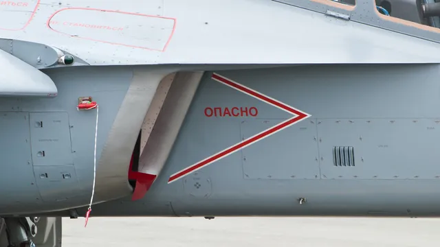 Yakovlev Yak-130, Combat trainer / light attack aircraft, Aircraft & UAVs - view 1