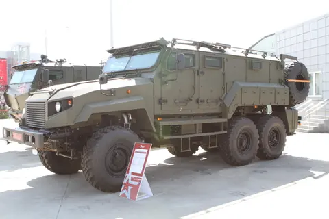 Z-STS Akhmat, 6x6 protected special transport vehicle, Armored Vehicles