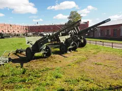 ZiS-2 57 mm anti-tank gun, Towed 57 mm anti-tank gun, Artillery